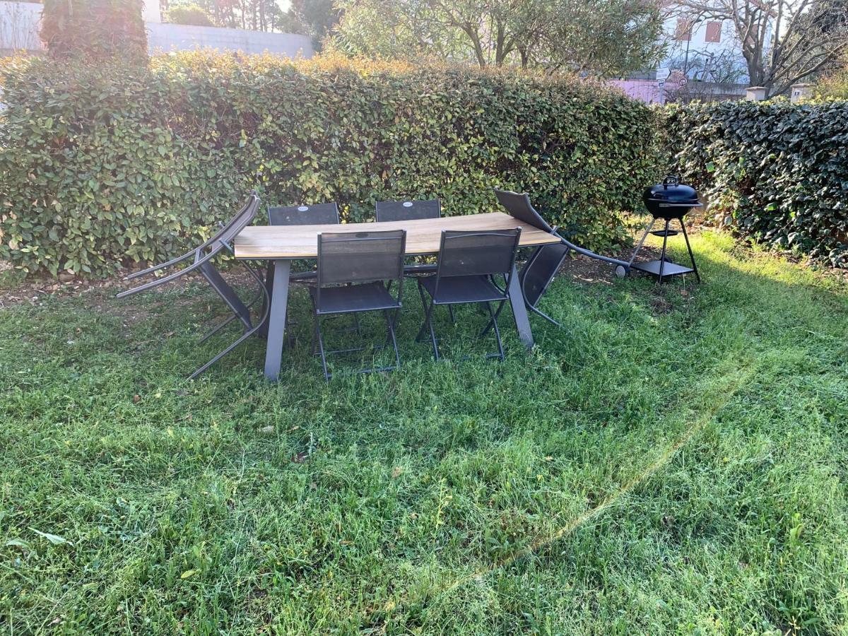Gignac - Superbe Cocon Independant Avec Balneo Et Jardin Apartment Bagian luar foto